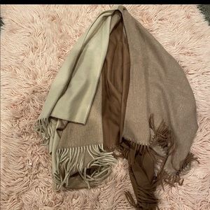 Italian wrap scarf